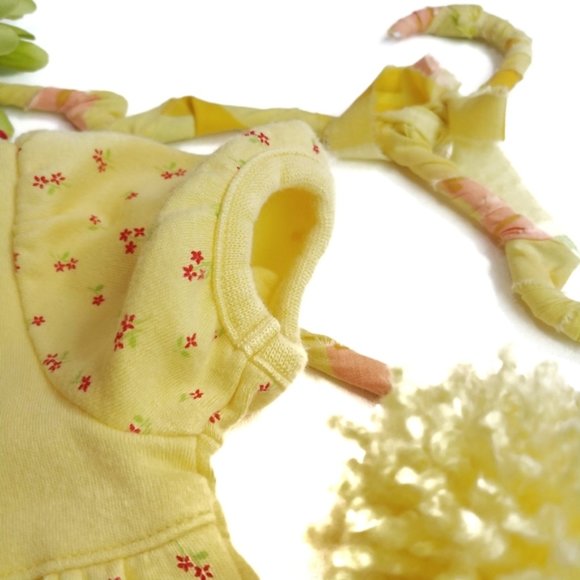 Sweet 2 Piece Yellow Butterfly Dress & Bloomers - Picture 5 of 6